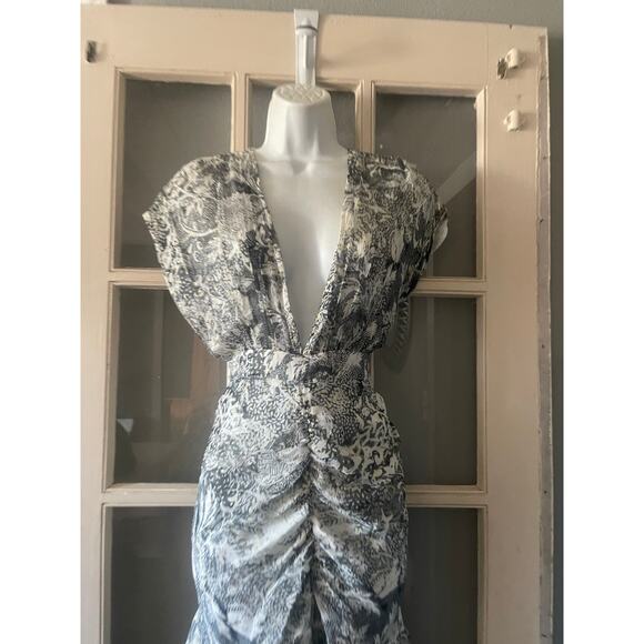 New Rococo Sand Ruched Dress - Picture 2 of 7